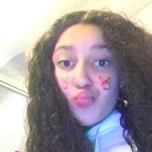 Meet your Posher, Isabella